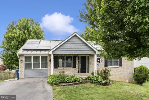 Exterior - 31 Amanda Dr, Smithsburg, MD 21783 photo 2 of 9