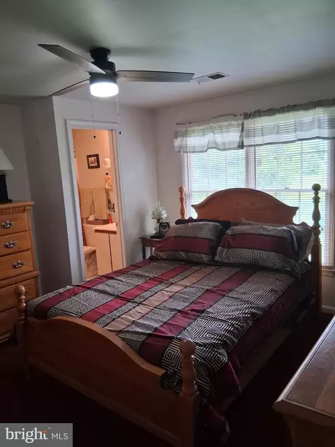 Bedroom - 69 Johnson, Smithsburg, MD 21783 photo 7 of 8