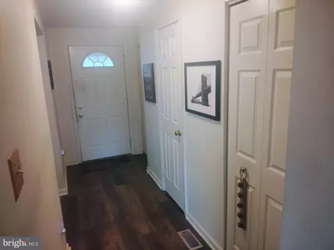 Entry Way - 69 Johnson, Smithsburg, MD 21783 photo 4 of 8