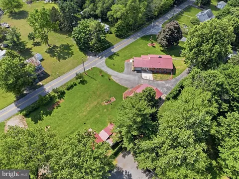 View/Area - 13402 Sandstone Dr, Smithsburg, MD 21783 photo 9 of 10
