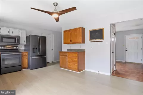 Entry Way - 13733 Barnhart Rd, Clear Spring, MD 21722 photo 1 of 2