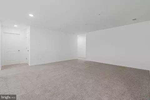 Living - 41 Everett Dr, Boonsboro, MD 21713 photo 5 of 5
