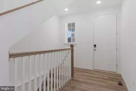 Entry Way - 41 Everett Dr, Boonsboro, MD 21713 photo 2 of 31