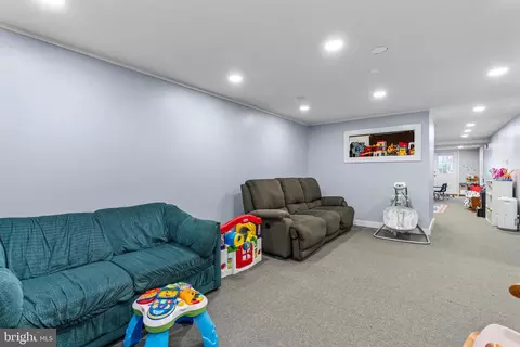Entry Way - 14433 Hicksville Rd, Clear Spring, MD 21722 photo 2 of 3
