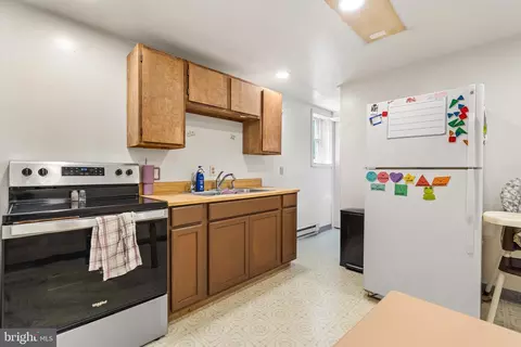 Kitchen - 14433 Hicksville Rd, Clear Spring, MD 21722 photo 3 of 3