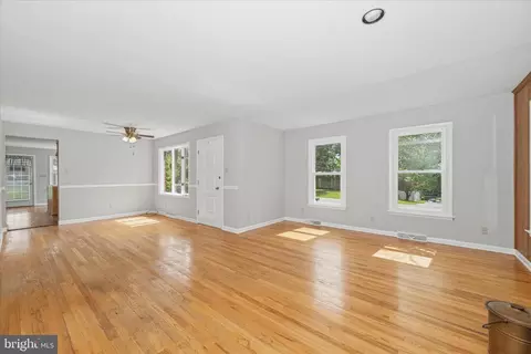 Living - 7 Della Ln, Boonsboro, MD 21713 photo 1 of 5