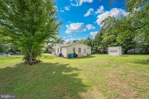 Exterior - 7 Della Ln, Boonsboro, MD 21713 photo 3 of 9