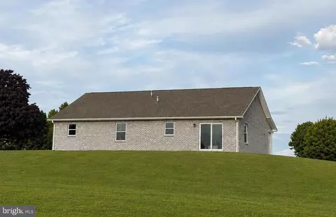 Exterior - 12706 Spickler Rd, Clear Spring, MD 21722 photo 3 of 5