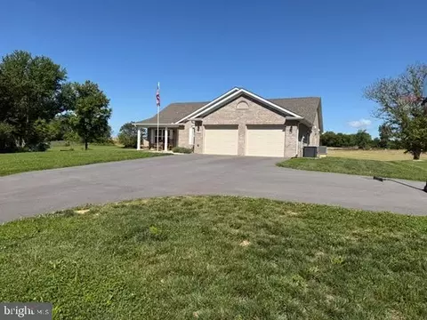 Exterior - 12706 Spickler Rd, Clear Spring, MD 21722 photo 4 of 5