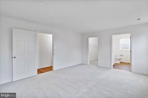 Bedroom - 12706 Spickler Rd, Clear Spring, MD 21722 photo 3 of 5
