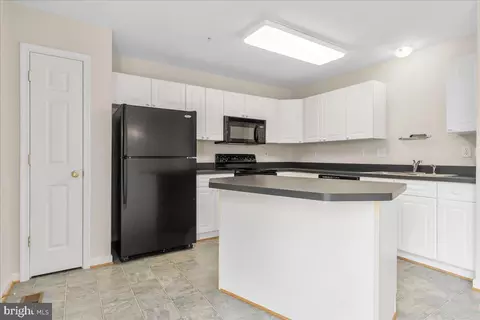 Kitchen - 120 Sentry Rdg, Smithsburg, MD 21783 photo 2 of 4