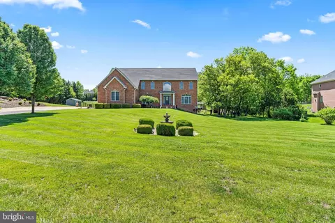 12719 Ailanthus Dr, Hagerstown, MD 21742