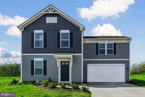 6 Regent Cir, Hagerstown, MD 21742