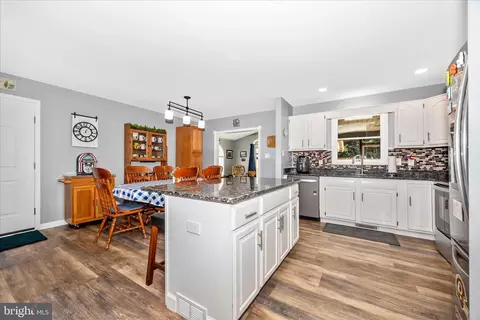 Kitchen - 109 Rebeccas Ct, Smithsburg, MD 21783 photo 2 of 4