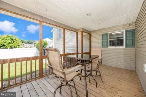 Exterior - 109 Rebeccas Ct, Smithsburg, MD 21783 photo 6 of 12