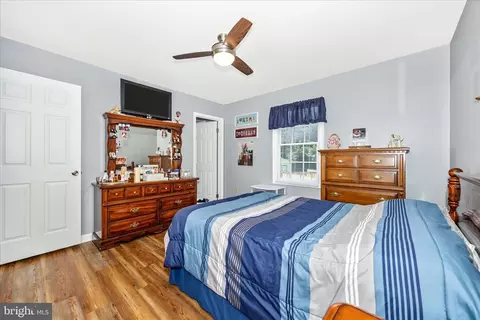 Bedroom - 109 Rebeccas Ct, Smithsburg, MD 21783 photo 2 of 7