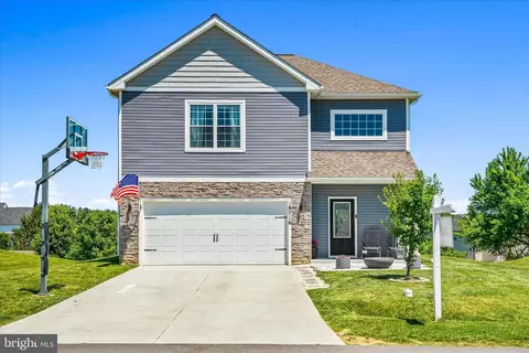 18716 Ballantyne Way, Hagerstown, MD 21740