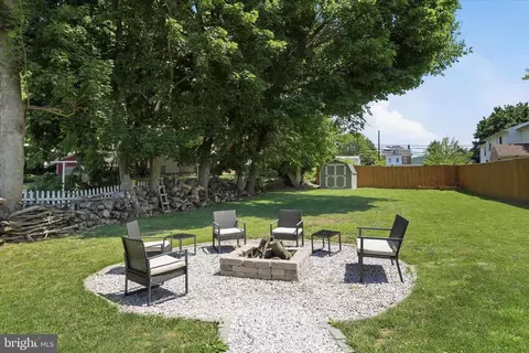 Exterior - 35 N Maple Ave, Smithsburg, MD 21783 photo 6 of 10