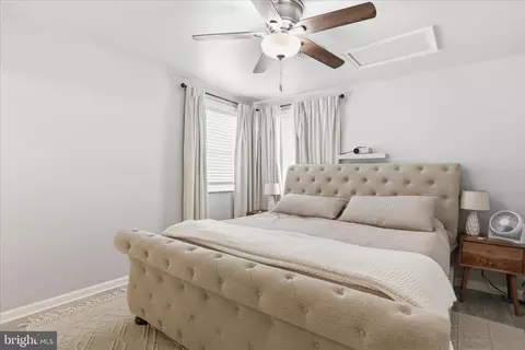 Bedroom - 35 N Maple Ave, Smithsburg, MD 21783 photo 6 of 8