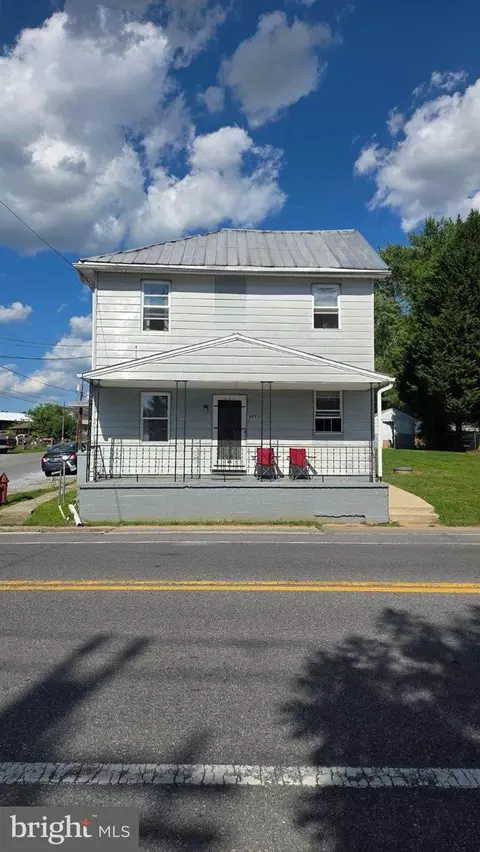 202 E Chapline St, Sharpsburg, MD 21782