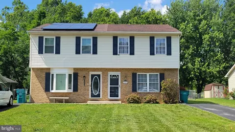 18024 Edith Ave, Maugansville, MD 21767