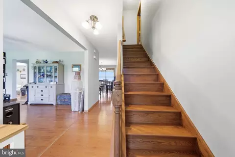 Entry Way - 11841 Ashton Rd, Clear Spring, MD 21722 photo 2 of 5