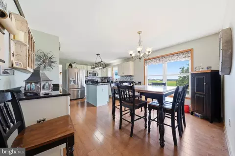 Dining - 11841 Ashton Rd, Clear Spring, MD 21722 photo 2 of 2