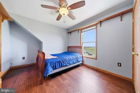 Bedroom - 11841 Ashton Rd, Clear Spring, MD 21722 photo 4 of 5