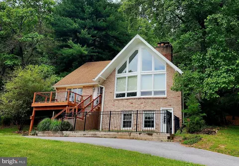 3370 Harpers Ferry Rd, Sharpsburg, MD 21782