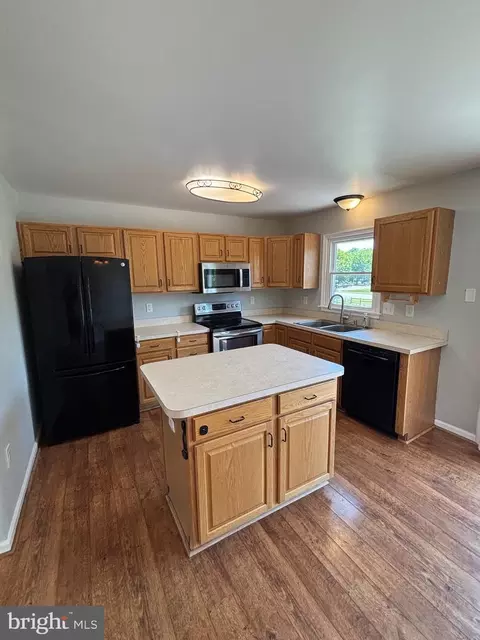 Kitchen - 73 Amanda Dr, Smithsburg, MD 21783 photo 1 of 2