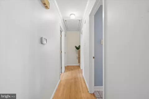 Entry Way - 17223 Cloverleaf Rd, Hagerstown, MD 21740 photo 2 of 3