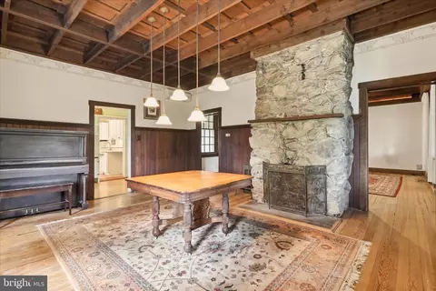 Dining - 14624 Hilltop Rd, Cascade, MD 21719 photo 1 of 3