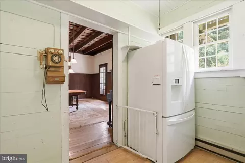 Entry Way - 14624 Hilltop Rd, Cascade, MD 21719 photo 1 of 6