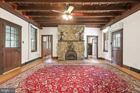 Living - 14624 Hilltop Rd, Cascade, MD 21719 photo 1 of 6