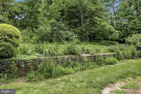 Exterior - 14624 Hilltop Rd, Cascade, MD 21719 photo 10 of 11