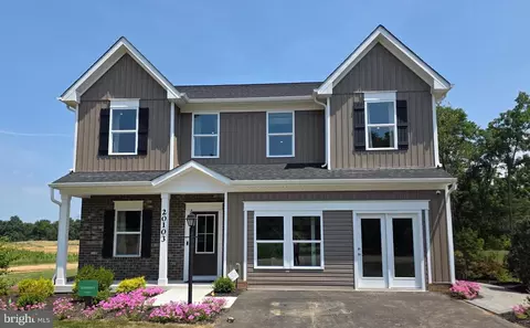 20103 Regent Cir, Hagerstown, MD 21742