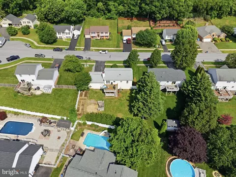 View/Area - 93 Byron Dr, Smithsburg, MD 21783 photo 2 of 3