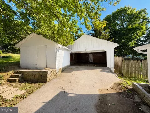 Exterior - 25509 Brooks Ave, Cascade, MD 21719 photo 5 of 6