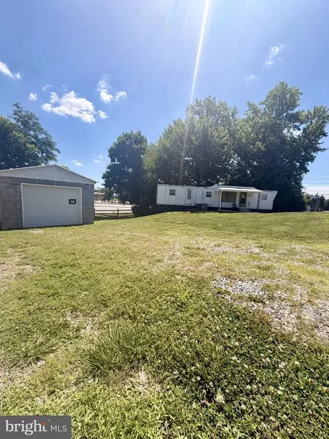 11205 Piper Ln, Hagerstown, MD 21740