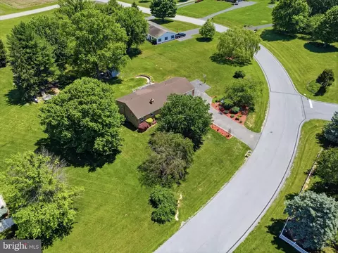 View/Area - 21925 Beaverbrook Dr, Smithsburg, MD 21783 photo 6 of 13
