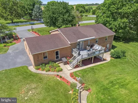 View/Area - 21925 Beaverbrook Dr, Smithsburg, MD 21783 photo 1 of 13