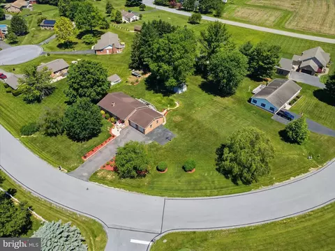 View/Area - 21925 Beaverbrook Dr, Smithsburg, MD 21783 photo 7 of 13
