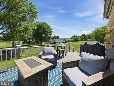Exterior - 21925 Beaverbrook Dr, Smithsburg, MD 21783 photo 8 of 10