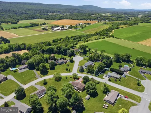 View/Area - 21925 Beaverbrook Dr, Smithsburg, MD 21783 photo 10 of 13