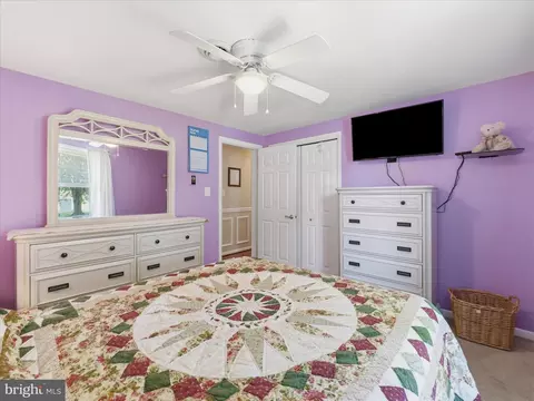 Bedroom - 21925 Beaverbrook Dr, Smithsburg, MD 21783 photo 6 of 8