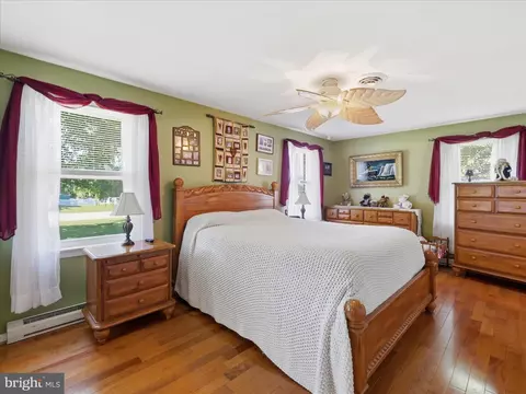 Bedroom - 21925 Beaverbrook Dr, Smithsburg, MD 21783 photo 1 of 8