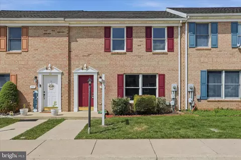 309 E Ridge Dr, Hagerstown, MD 21740