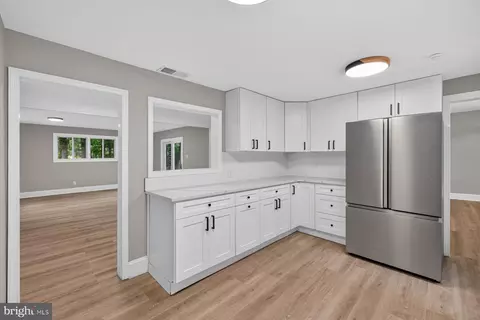 Kitchen - 25546 Military Rd, Cascade, MD 21719 photo 1 of 1