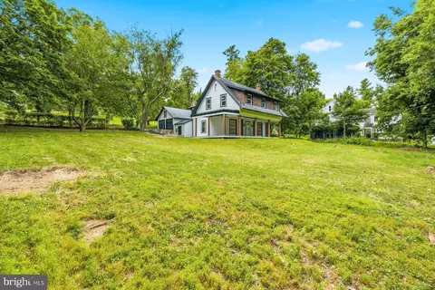 Exterior - 25546 Military Rd, Cascade, MD 21719 photo 6 of 6