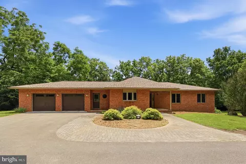 19570 Leitersburg Pike, Hagerstown, MD 21742